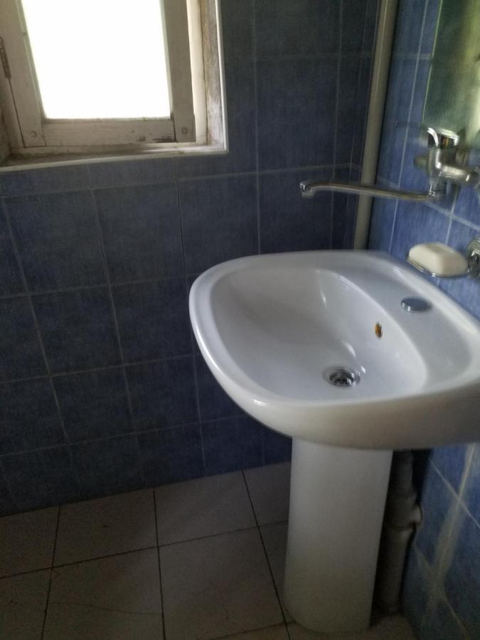 Уиут Ниниа Сад Leilighet Tbilisi Eksteriør bilde